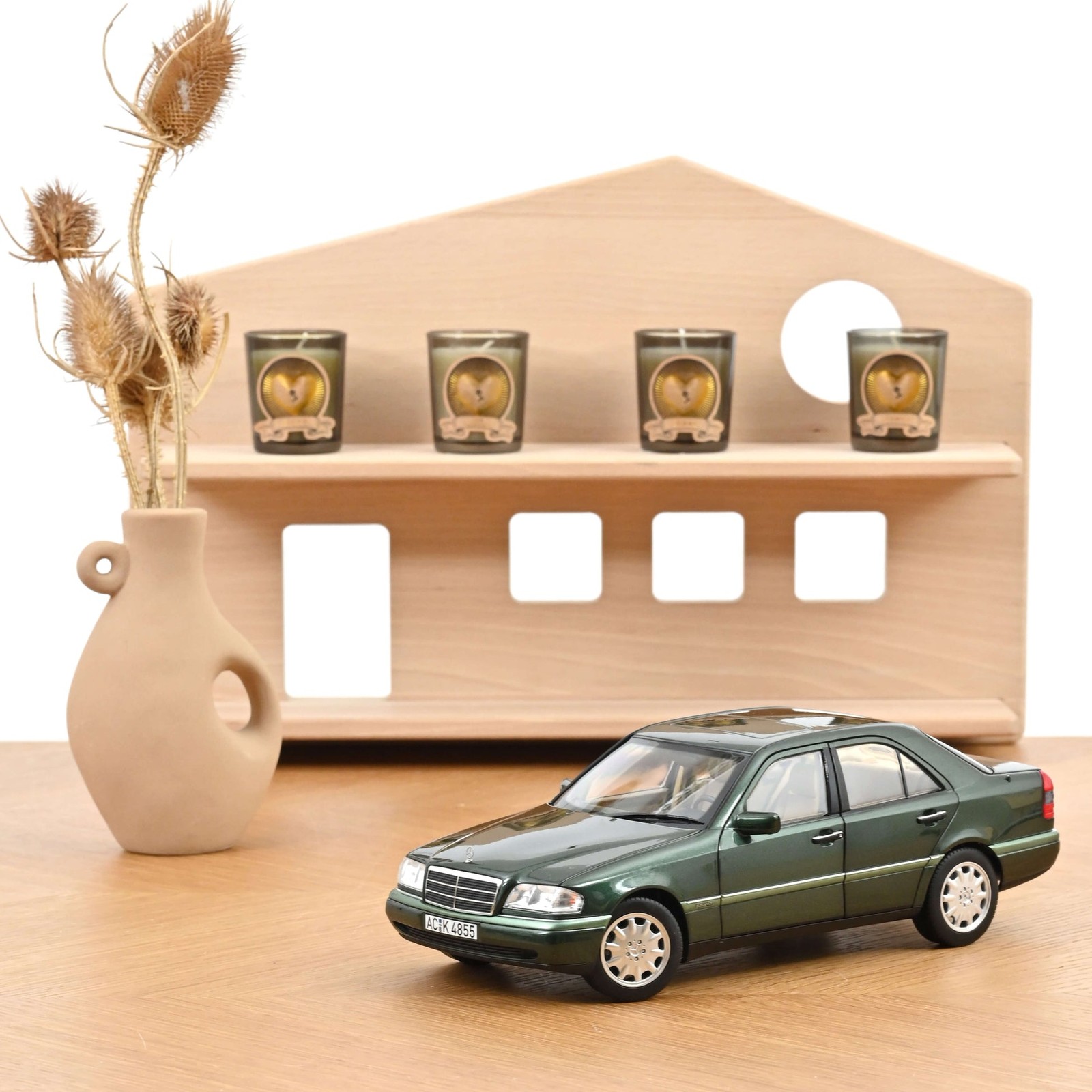 NOREV 183372 1:18 Mercedes-Benz C-Class 1993 Malachit Green