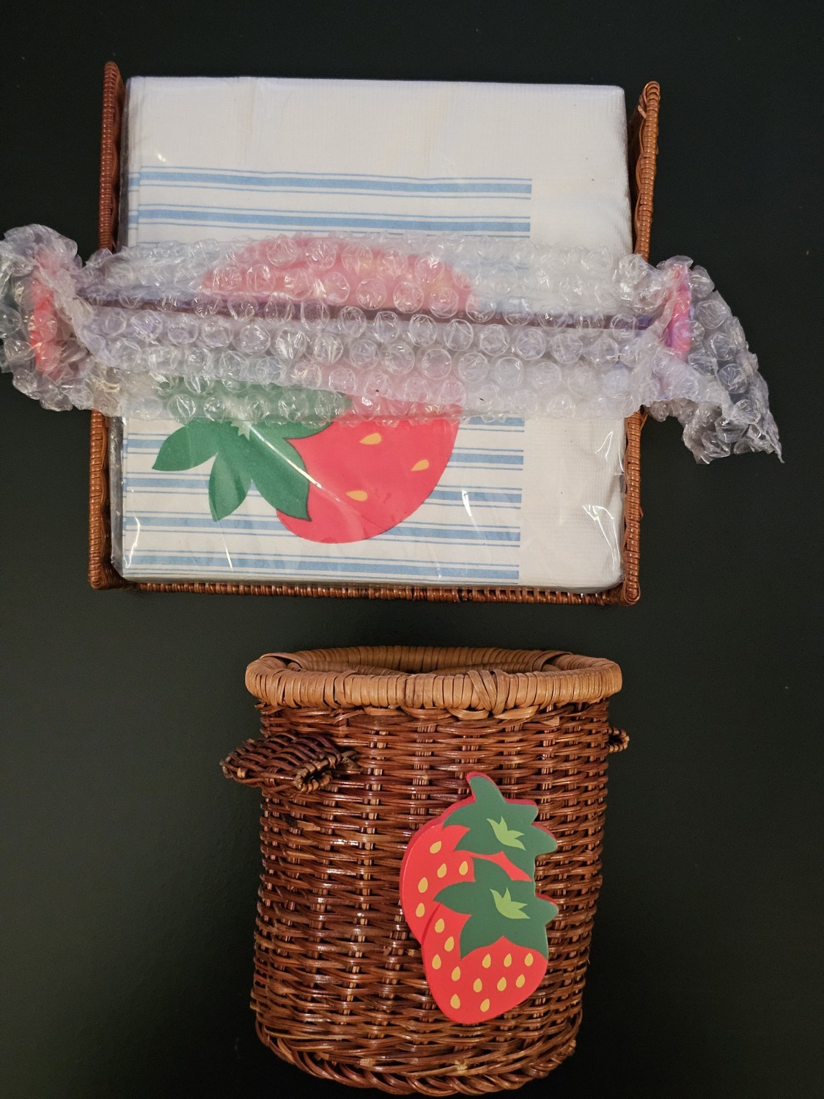 Vintage Avon Summer Hostess Set Wicker Napkin Holder & Utensil Holder