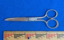 Vintage 5" Griffon Sewing Scissors 9315-5 Made in Italy