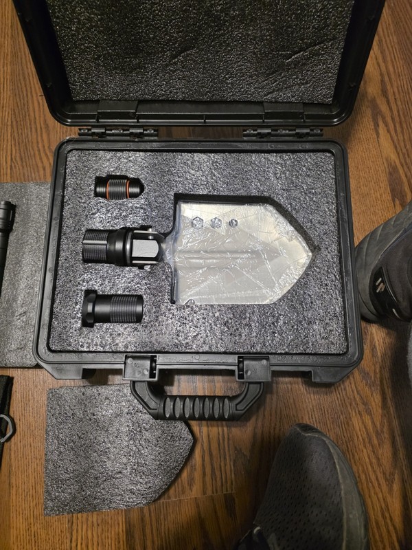 Patriots Coyote XT All-in-1 Tactical Shovel Kit Brand New