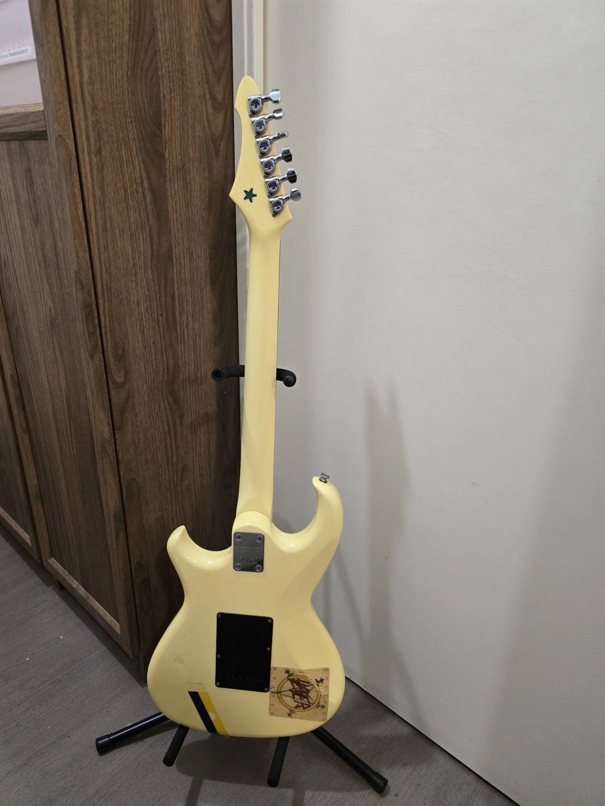 Picture 4 of 17