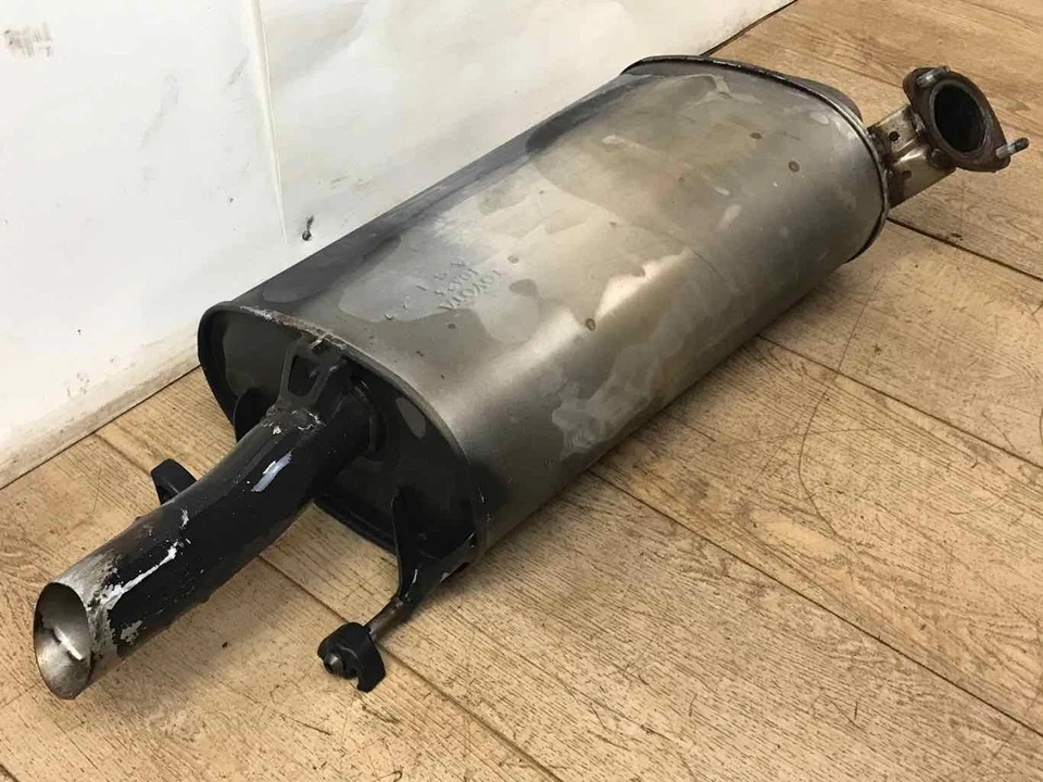 Silenciador de escape trasero compatible con Toyota Solara 2006 2007 2008 3,3 L Foto 2 de 4