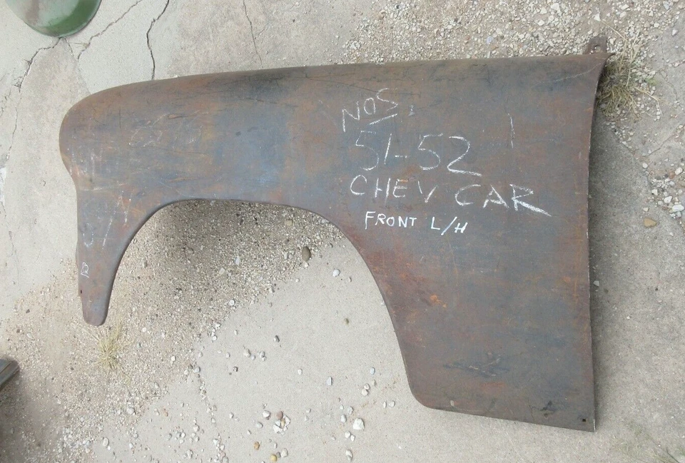 1951 51 1952 52 CHEVROLET NOS GM BEL AIR 210 150 FENDER FENDER BELAIR STYLELINE - Image 3 of 4