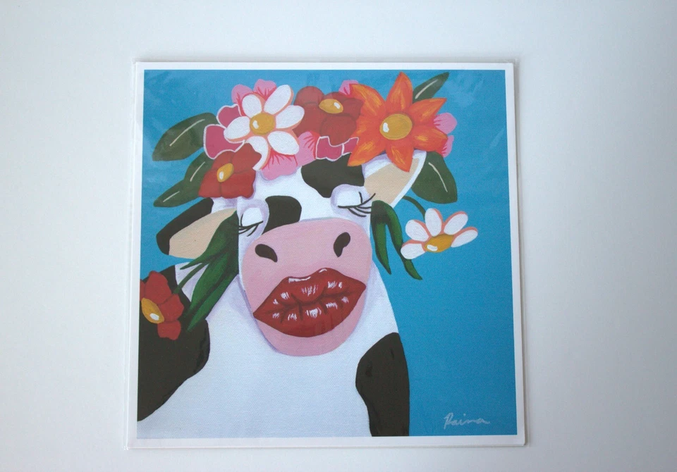 Vaca blanca y negra con labios rojos impresión artística, arte de pared contemporáneo, decoración de animales Foto 4 de 4