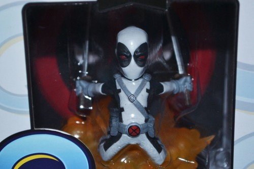 Marvel Deadpool LootCrate Exclusive Q Fig Figurine White Variant 2015 - Picture 2 of 6