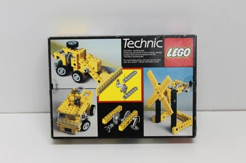 LEGO TECHNIC “Universal Building Set” (8020) – NEW SEALED Box w/ DAMAGE - 1984