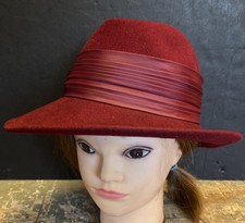 Betmar New York 100 Wool Burgundy Unisex Hat Fedora Union Made Quality Vintage