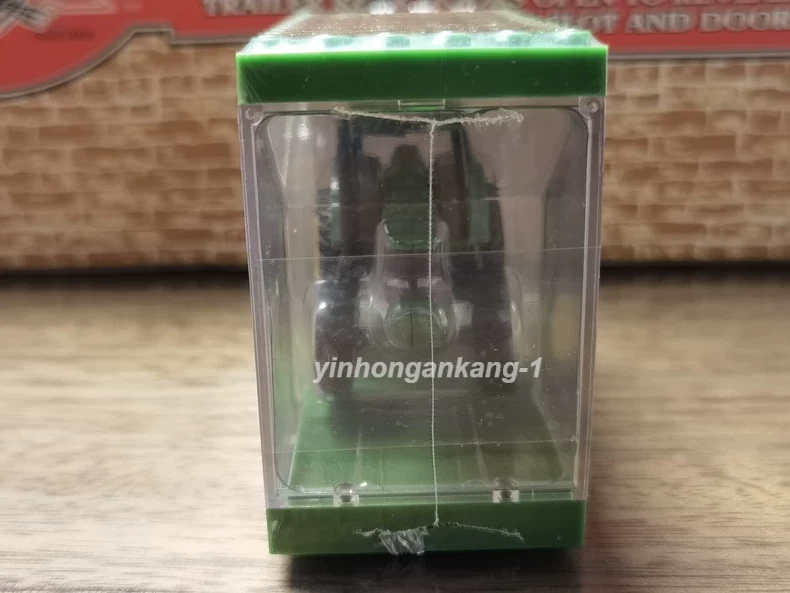 ERTL 1:64 John Deere Alloy Tractor Model Agricultural Vehicle Model - Image 2 of 4