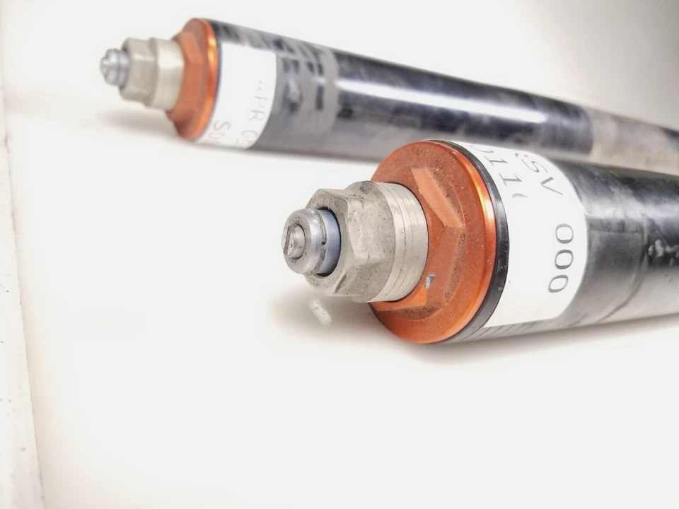 05 Aprilia Mille RSV 1000 RSV1000R Horquilla Delantera RECTA Izquierda y Derecha Par Horquillas Foto 3 de 4