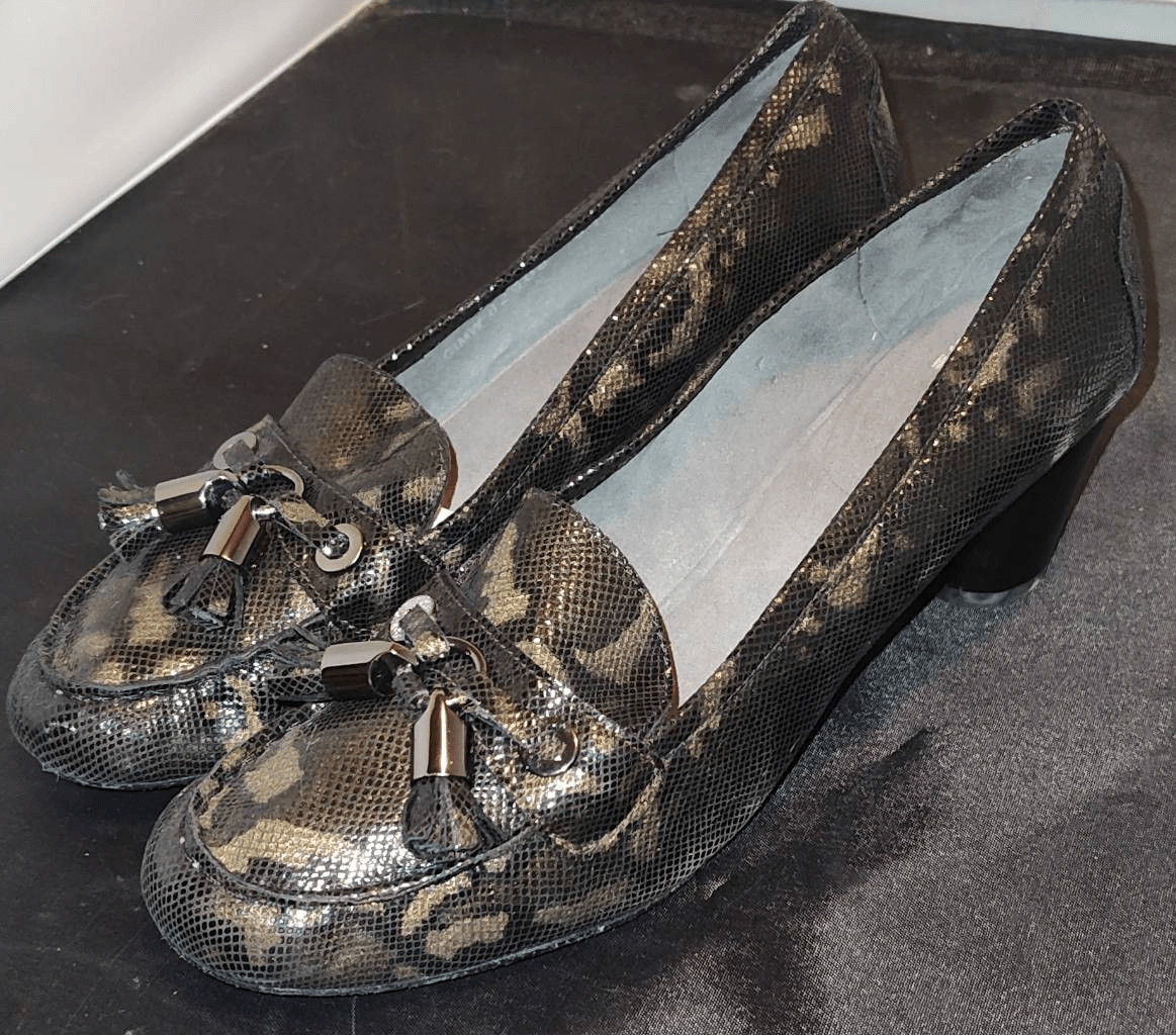 Stuart Weitzman Multicolor Python Embossed Leathe… - image 2