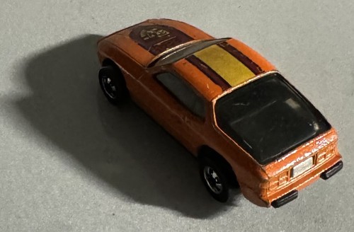 Hot Wheels Porsche Upfront 924 Blackwall Tires 1978 Vintage Hong Kong Die Cast - Picture 2 of 6