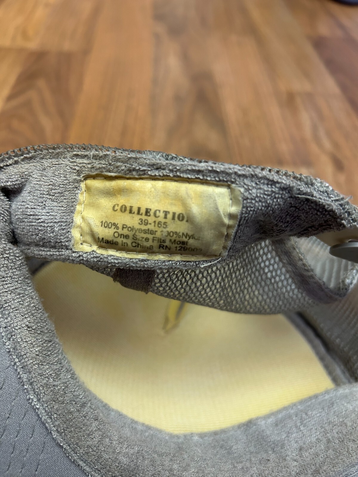 gray snapback - image 4