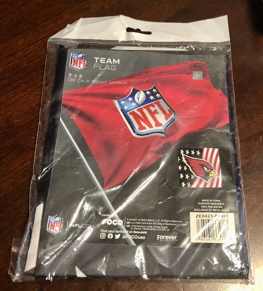 Bandera de fútbol americano de los Arizona Cardinals NGL 3’x5’ hombre barra de cueva bandera roja sellada Foto 4 de 4