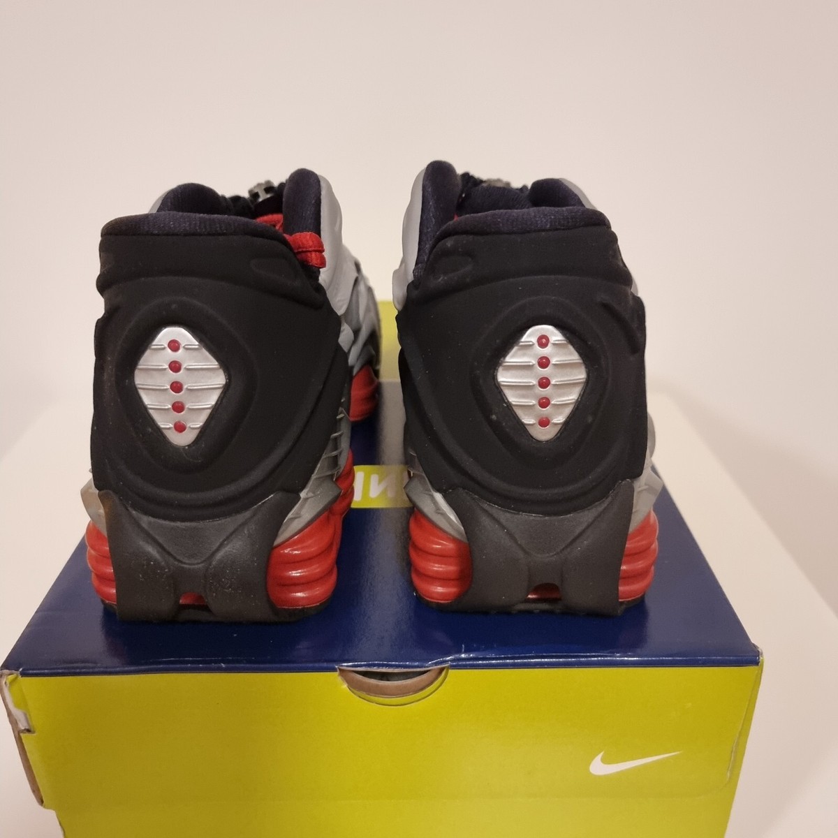 Nike Shox XT Mens 12 Metallic Silver Black Varsity Red 173327-001 Vintage 2001 2001 Nike Shox XT Zipper Size 12 Black/Silver 173327 041 | eBay main image 3