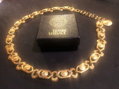VERSACE GIANNI VERSACE BELT Necklace AUTH MEDUSA Vintage Rare Gold Medal F/S V2 - Picture 2 of 18
