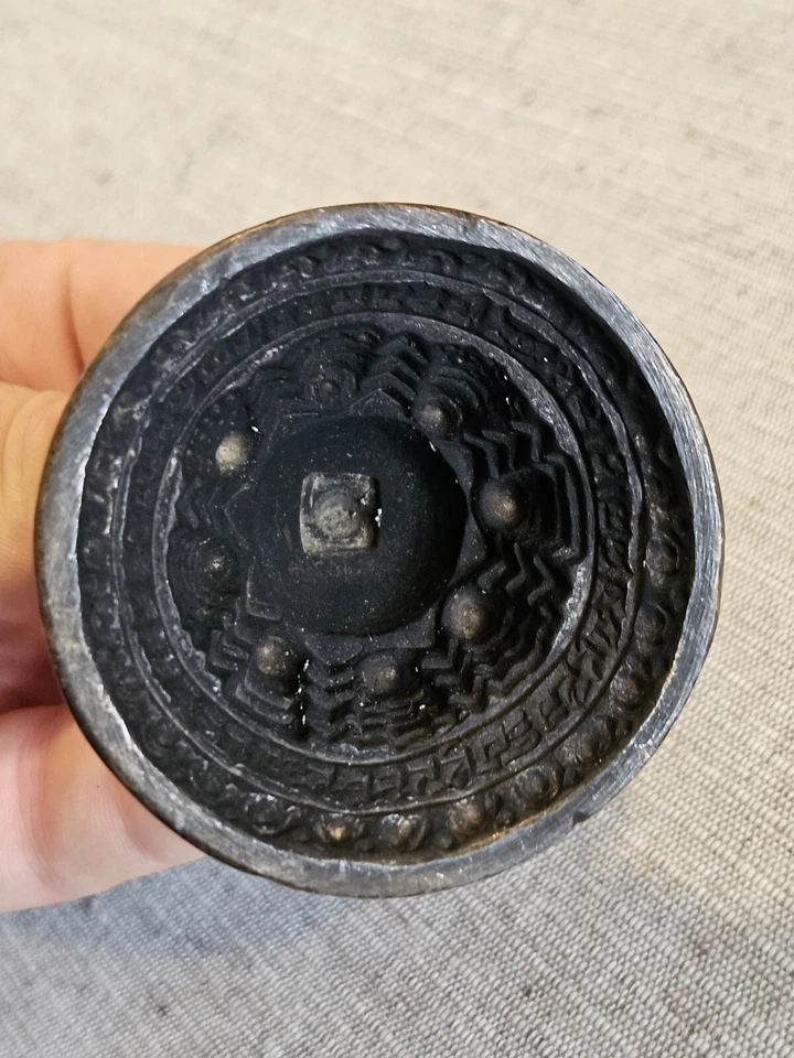 ANCIEN Moule à tsa-tsa STUPA Bouddhisme Tibet Chine BRONZE amulette religion - Photo 4/4