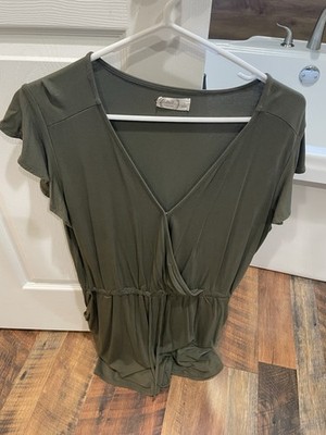 Maurices Green Solid V-Neck Short Sleeve Romper One-Piece Regular Size L