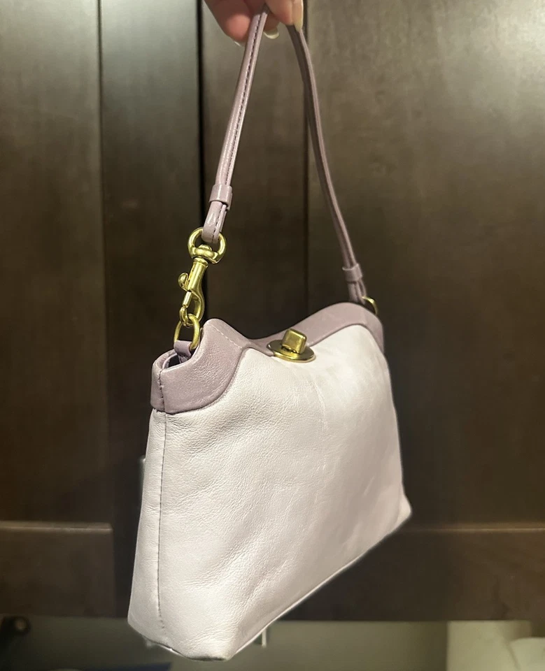 Coach Vintage  turnlock  Leather Mini bag wristlet with hangtag in lavender  - Image 3 of 4
