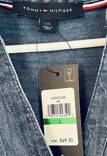 Tommy Hilfiger Women’s Denim Blue Button Up Shirt Sz L Pin Tuck Sleeveless NWT - Picture 7 of 7