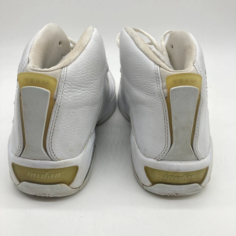 Nike Air Jordan Sneakers Adult 12 High Top 2005 Team Reign White Silver Mens 12 - Image 3 of 4