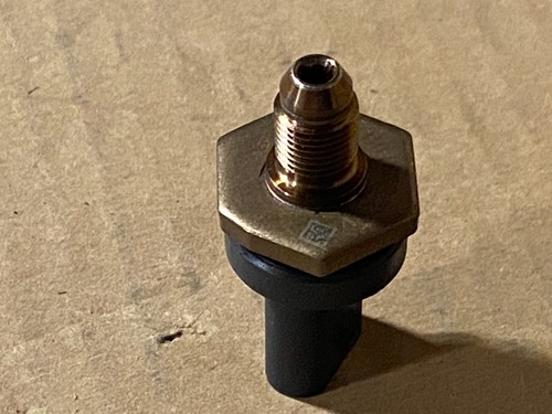 GM 12672582 Fuel Injection Rail Pressure Sensor - 2018-2022 Terrain 1.5L -- NOS - Picture 4 of 4