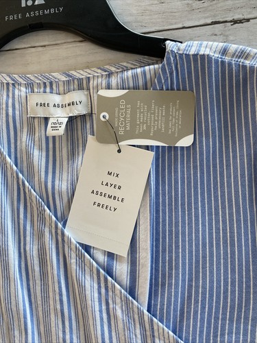 Free Assembly Girls Puff Sleeve Wrap Top Shirt Blue Stripe Size Large (10-12) - Picture 6 of 8