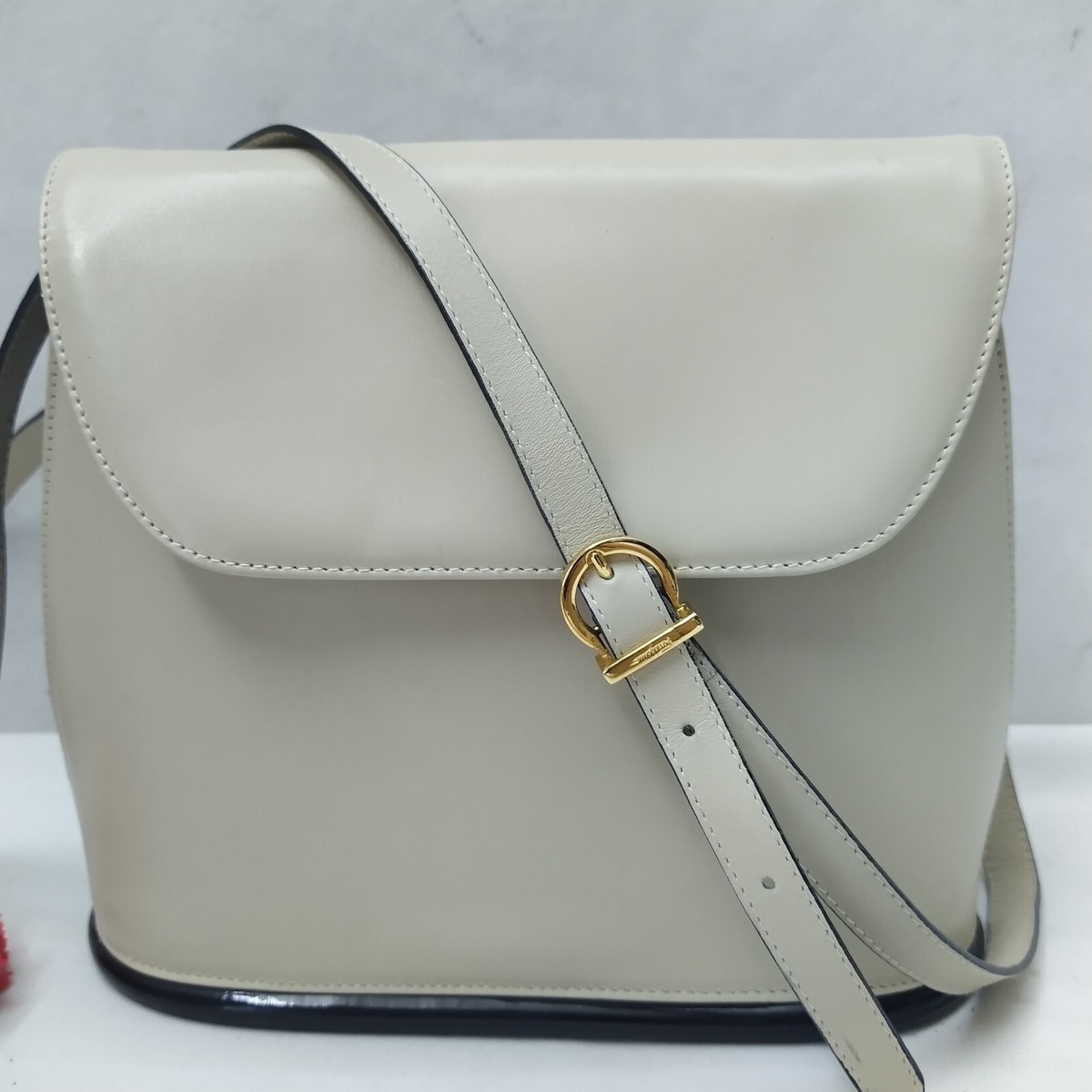 Salvatore Ferragamo Off-White Leather Flap Closure Crossbody Bag