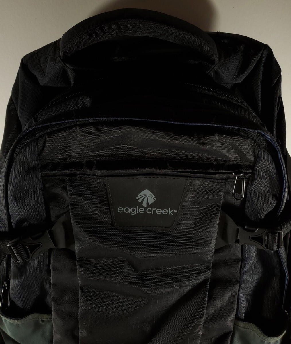 Eagle Creek Backpack 65L Black Internal Frame Zip off Daypack