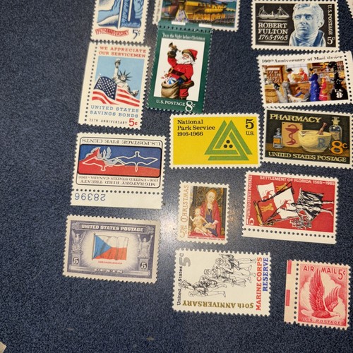 Mint US Postage Stamp 40 Stamps MNH 2 - 8 Cents - Picture 8 of 10