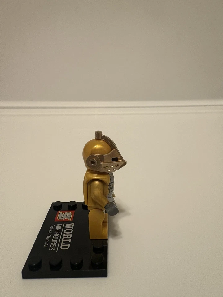 LEGO® Caballero Dorado (2009) Minifigura Fantasía Era Dorado Del Set 7079 cas415  Foto 4 de 4