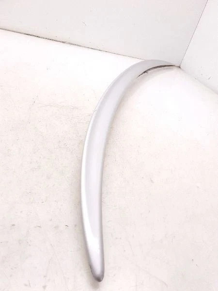 06-09 LEXUS IS250 MONTAJE LABIO ALERÓN TRASERO PLATEADO  Foto 2 de 4