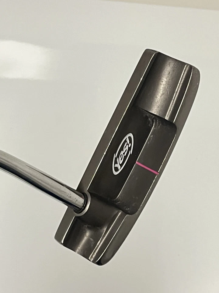 Yes! PINK Golf C-Groove Tracy Putter RH 33" & FREE Magnetic Ping Blade Headcover - Image 4 of 4