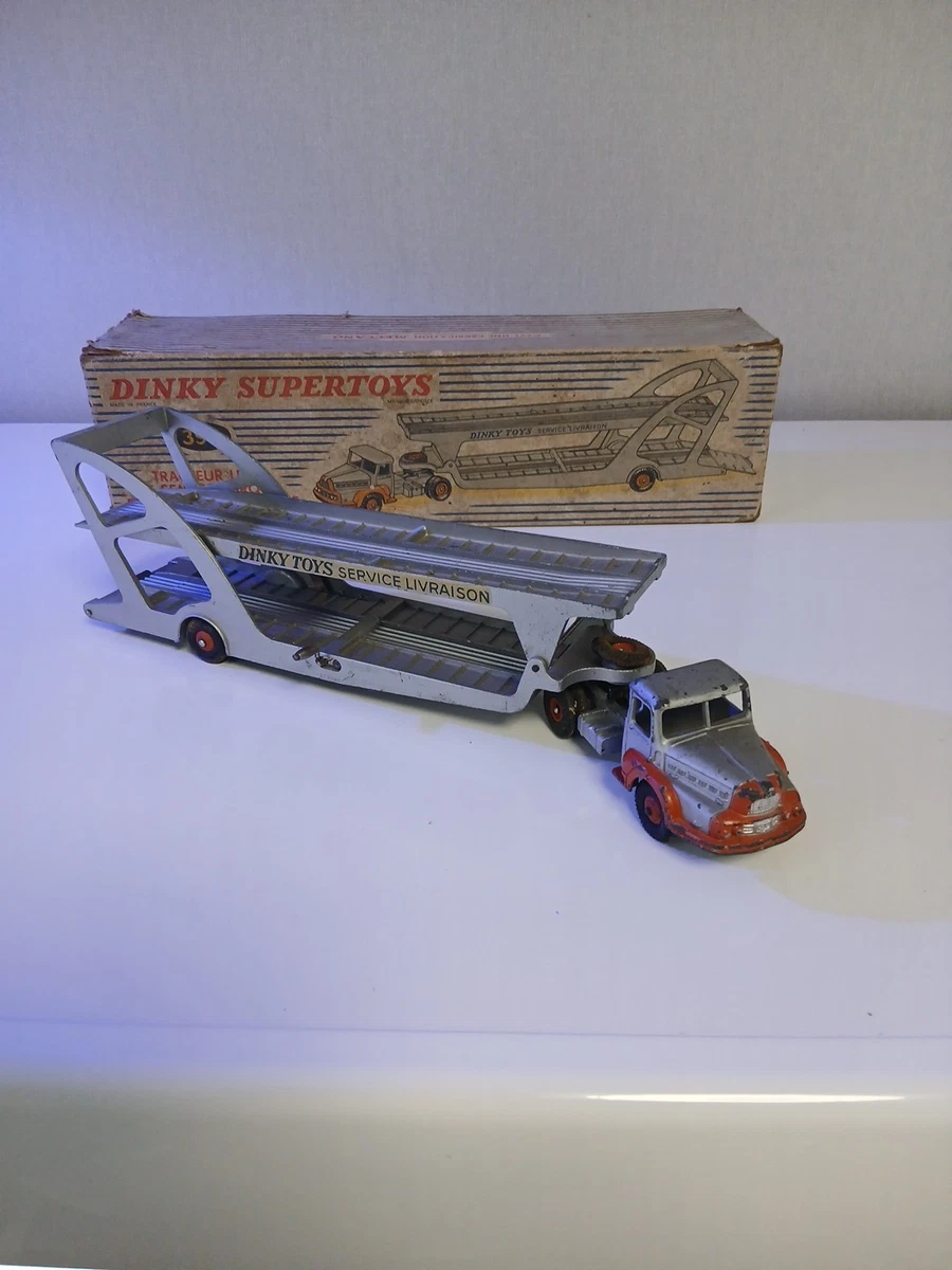 DINKY TOYS - SUPERTOYS : Ensemble de 4 camions, 1 tracteur routier et 1