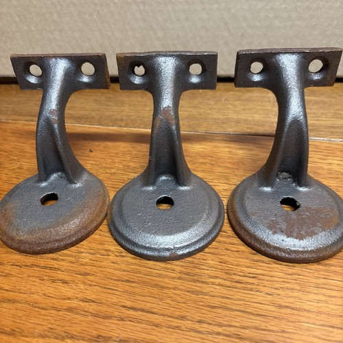 Akron Fittings #8 IRON Handrail Brackets (Lot Of 3) 3” Length,2 3/4” Base Dia.