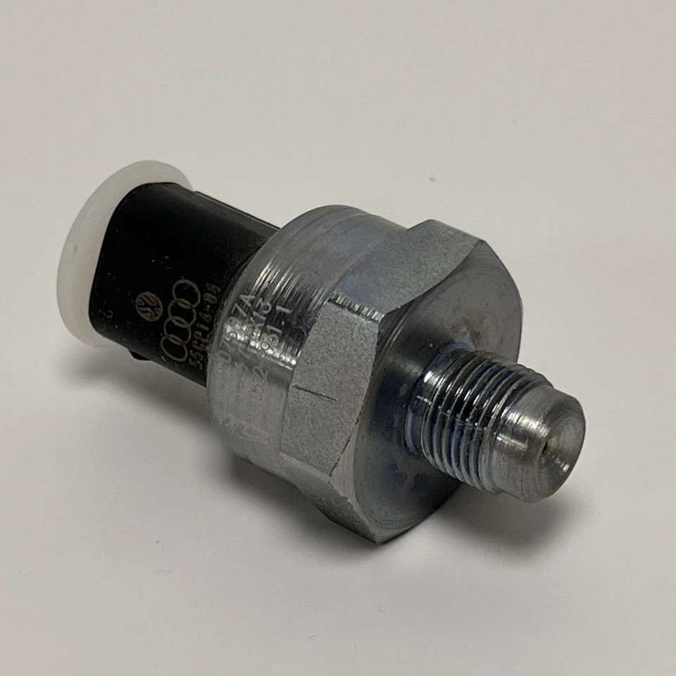 New Genuine Audi A6 4F 05-11 Brake pressure sensor - 4F0907597A - Image 3 of 4