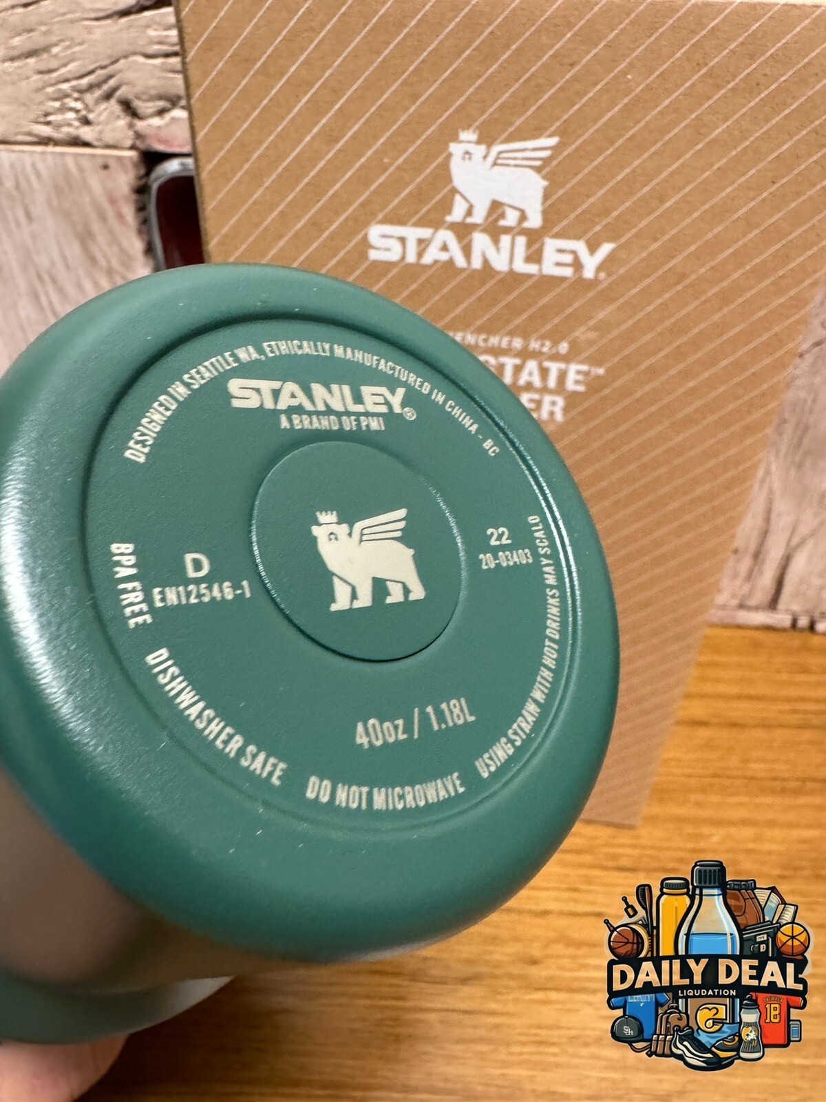 🎄✨ Stanley Mistletoe Green 40 oz Quencher H2.0 Flowstate Tumbler 🎄✨