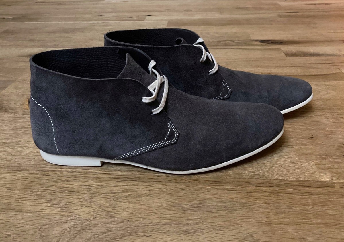 Hugo Boss Charcoal Gray White Suede Chukka Ankle Boots Men display picture 3