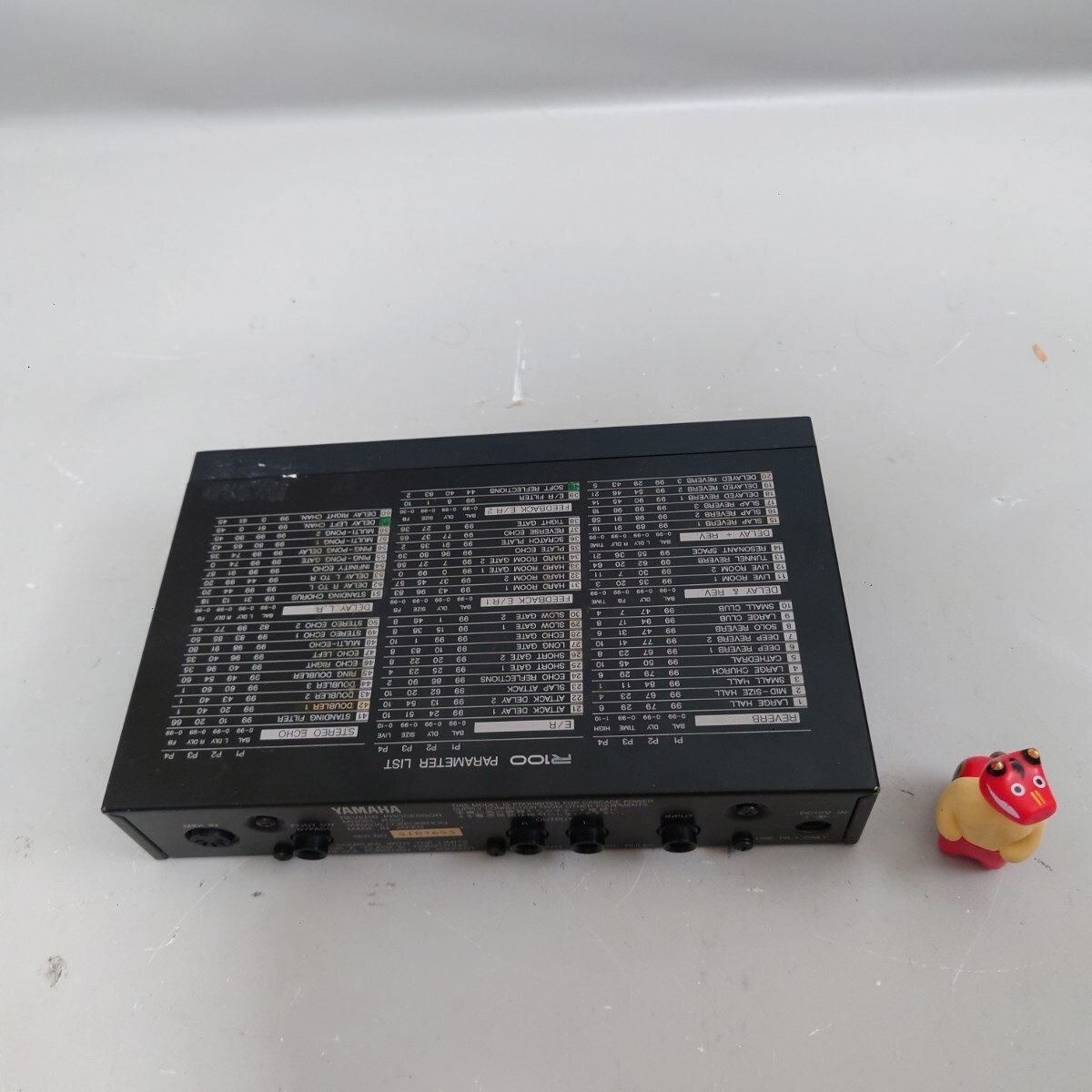 Yamaha R100 リバーブプロセッサー (b) Yahoo!オークション - YAMAHA R100 REVERB PROCESSOR ヤマハ
