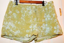 Unknown Green Flowers Women's Ladies Shorts Large L Excellent