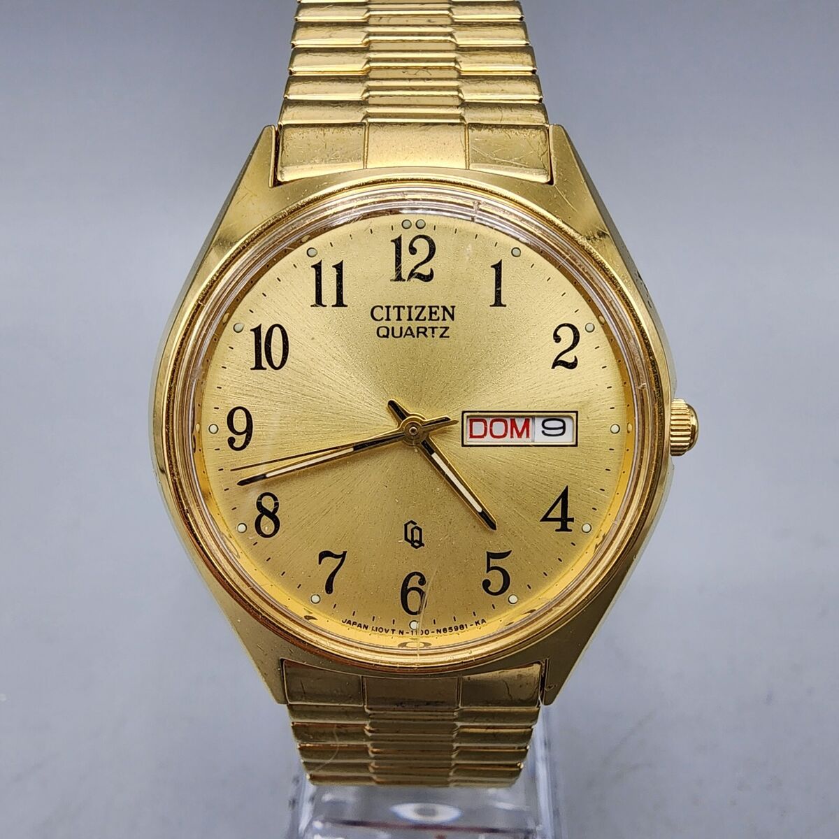 VTG Citizen CQ Watch Men 36mm Gold Dial Gold Tone Daydate VTG Citizen CQ Watch Men 36mm Gold Dial Gold Tone Daydate