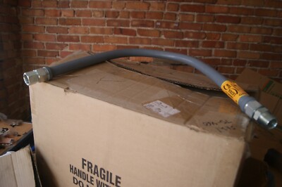 dormont  ultra flow dm1082 3/4'' gas line hose gray color