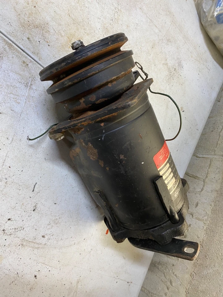 Buick Sports Wagon 1966 1967 1968 compresor de aire acondicionado 5910595 vintage original Foto 3 de 4