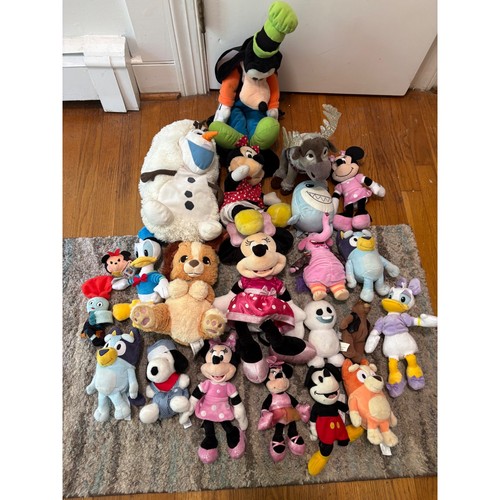 Disney Bluey Plush Lot Mickey Minnie Mouse Olaf Goofy Donald Duck Bingo Snoopy