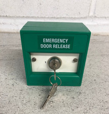 Emergency Door Release Key Switch C/Point Green 2 Pos D/Pole Key Removable