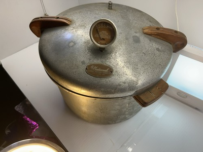 #ad Vintage National Presto Pressure Cooker Canner No. 7 16 Qt WOOD HANDLES $89.99