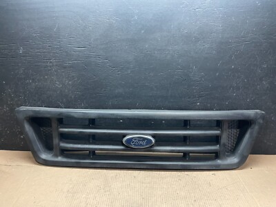 2003 to 2007 Ford Econoline E150 E250 E350 Front Grille Grille J7032 OEM DG