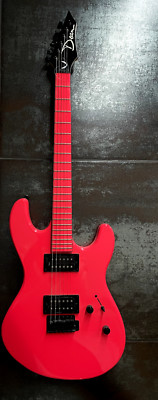 Pinke E Gitarre 