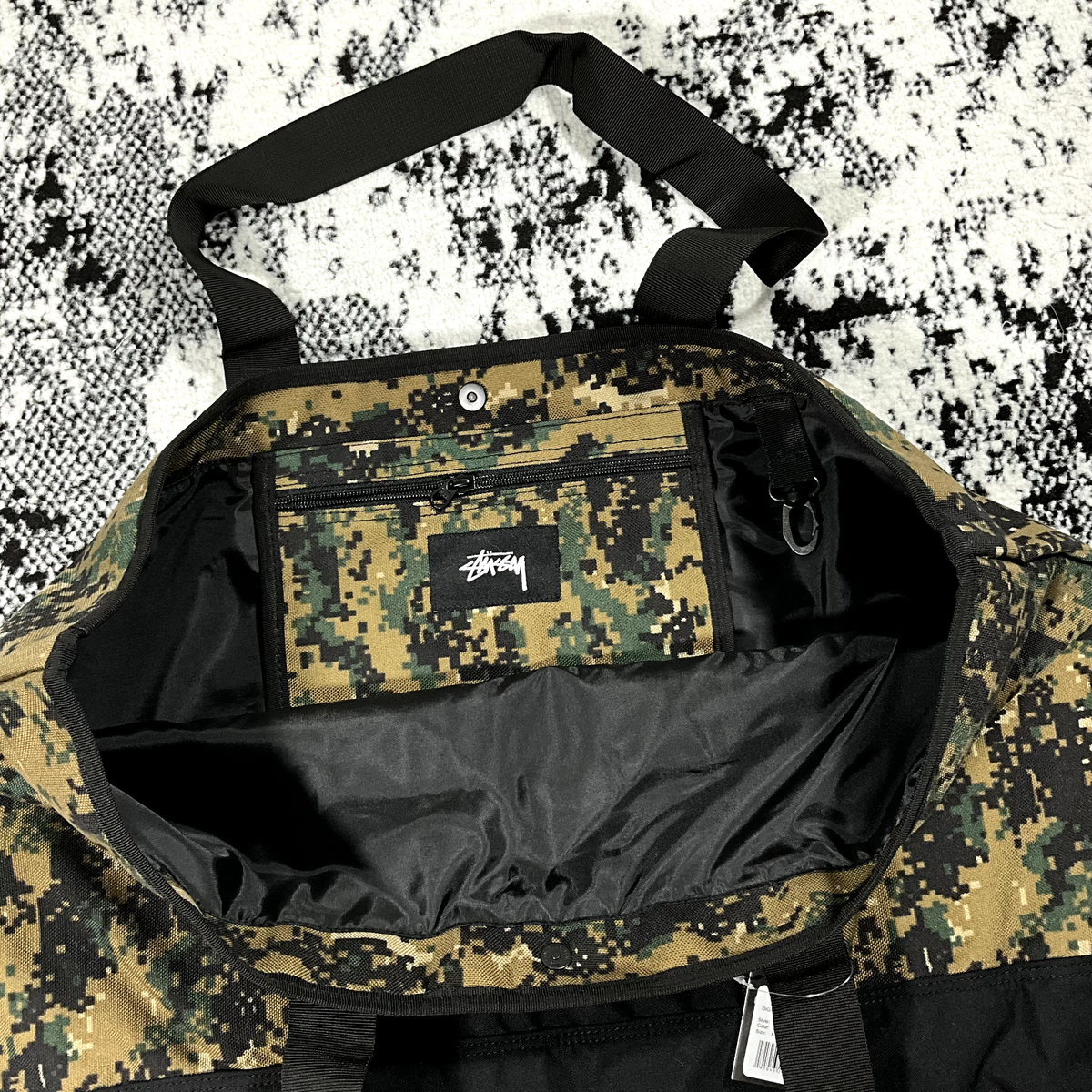 Stussy アンティークカモフラージュ ダブルストラップバックパック Stussy アンティークカモフラージュ ダブルストラップバックパック