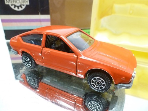 MERCURY 306 ALFA ROMEO ALFETTA GT COUPE -RARE- RED 1:43 - GOOD IN BOX - Imagen 10 de 10