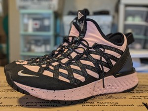 nike acg react terra gobe melon tint